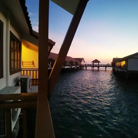 Water Chalet Port Dickson- Private Экстерьер фото