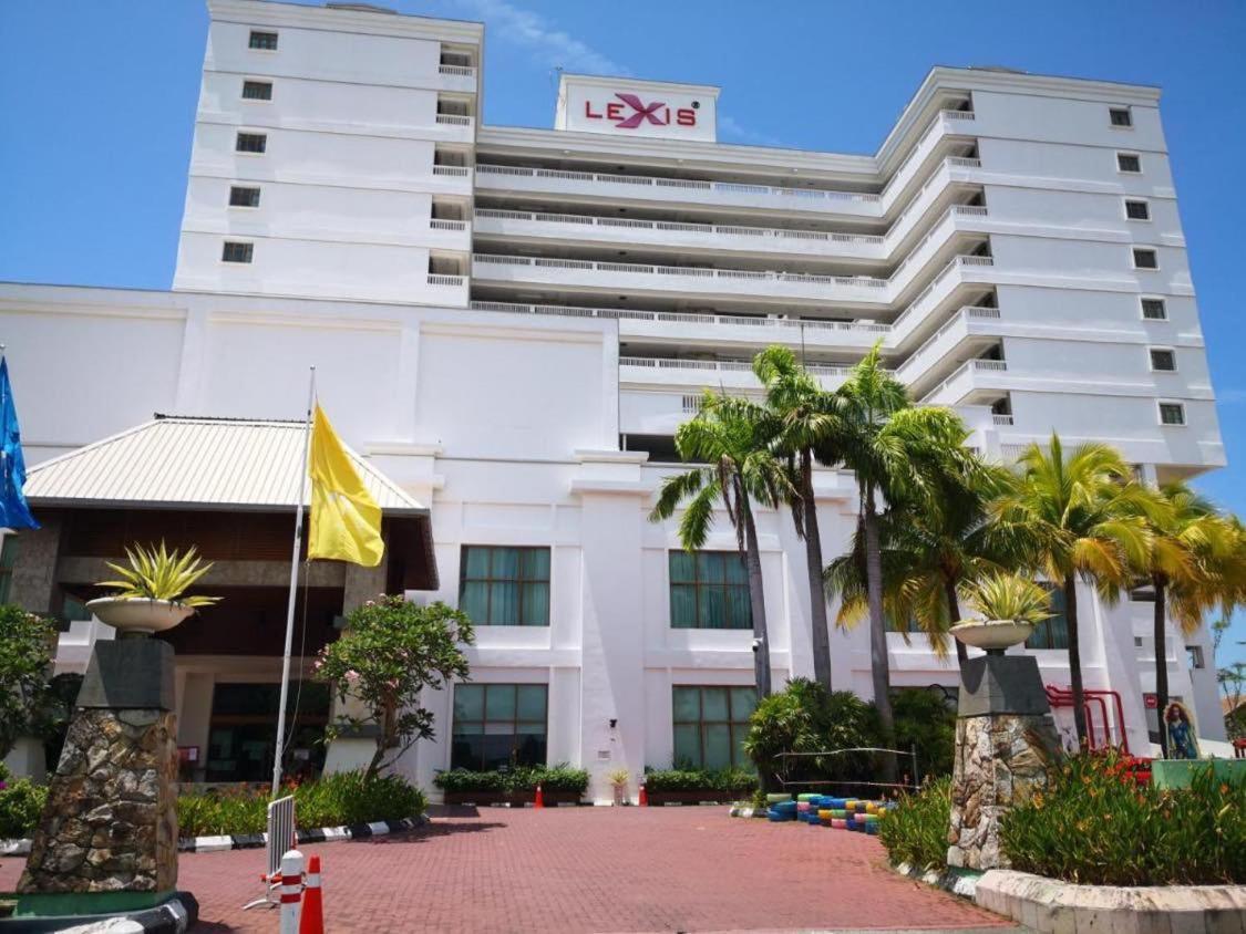 Water Chalet Port Dickson- Private Экстерьер фото