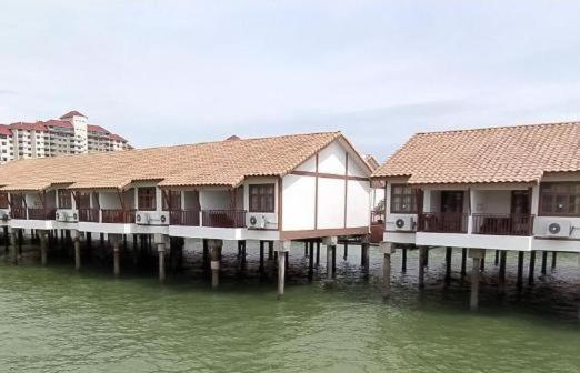 Water Chalet Port Dickson- Private Экстерьер фото