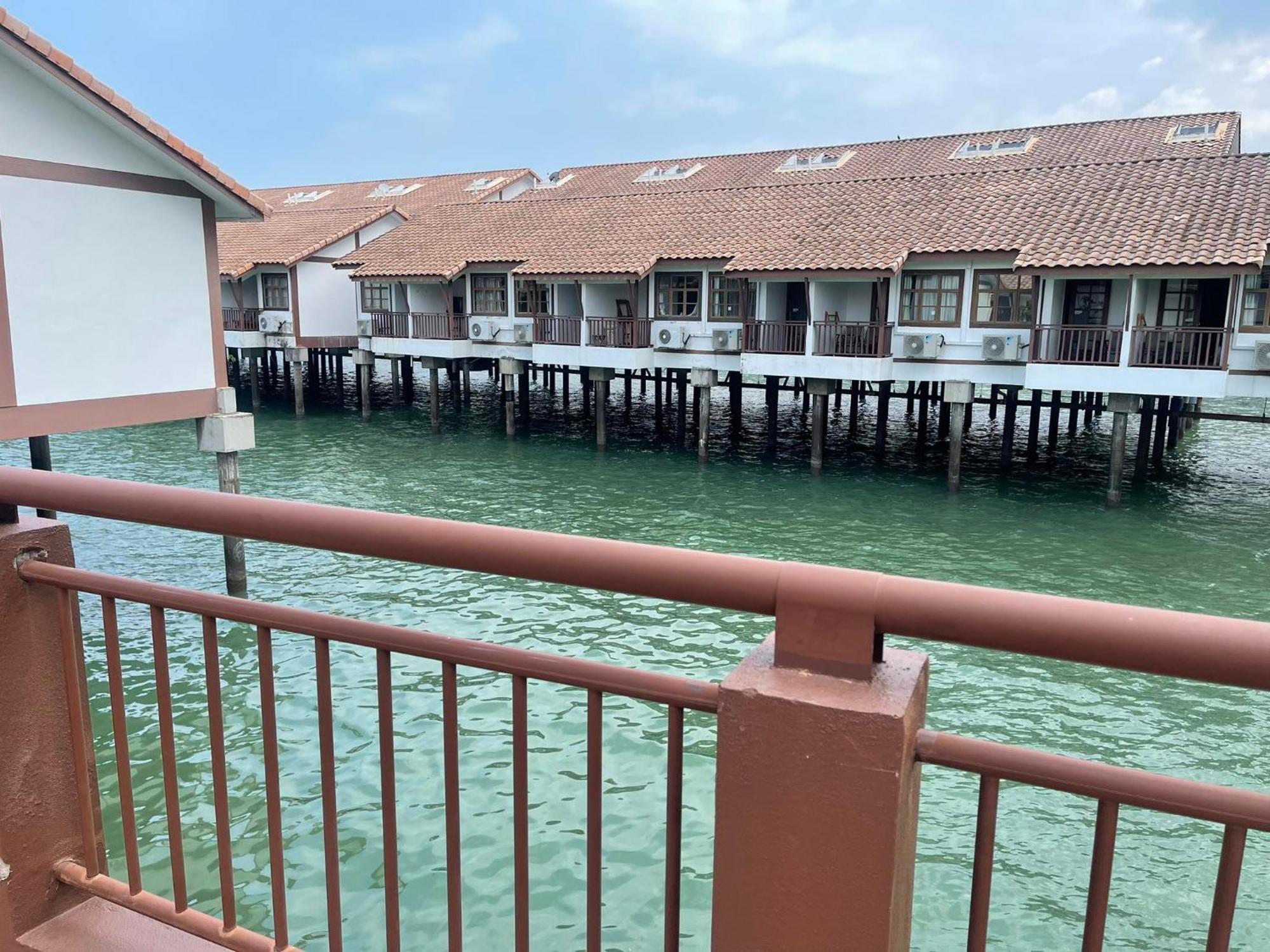 Water Chalet Port Dickson- Private Экстерьер фото